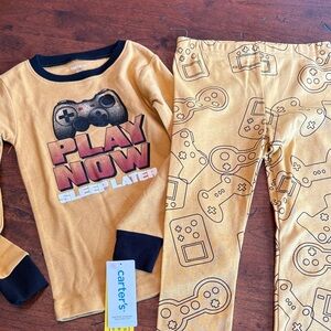 NWT Carter's Play Now Sleep Later Gold Long Sleeve Pajama Set, Size 4